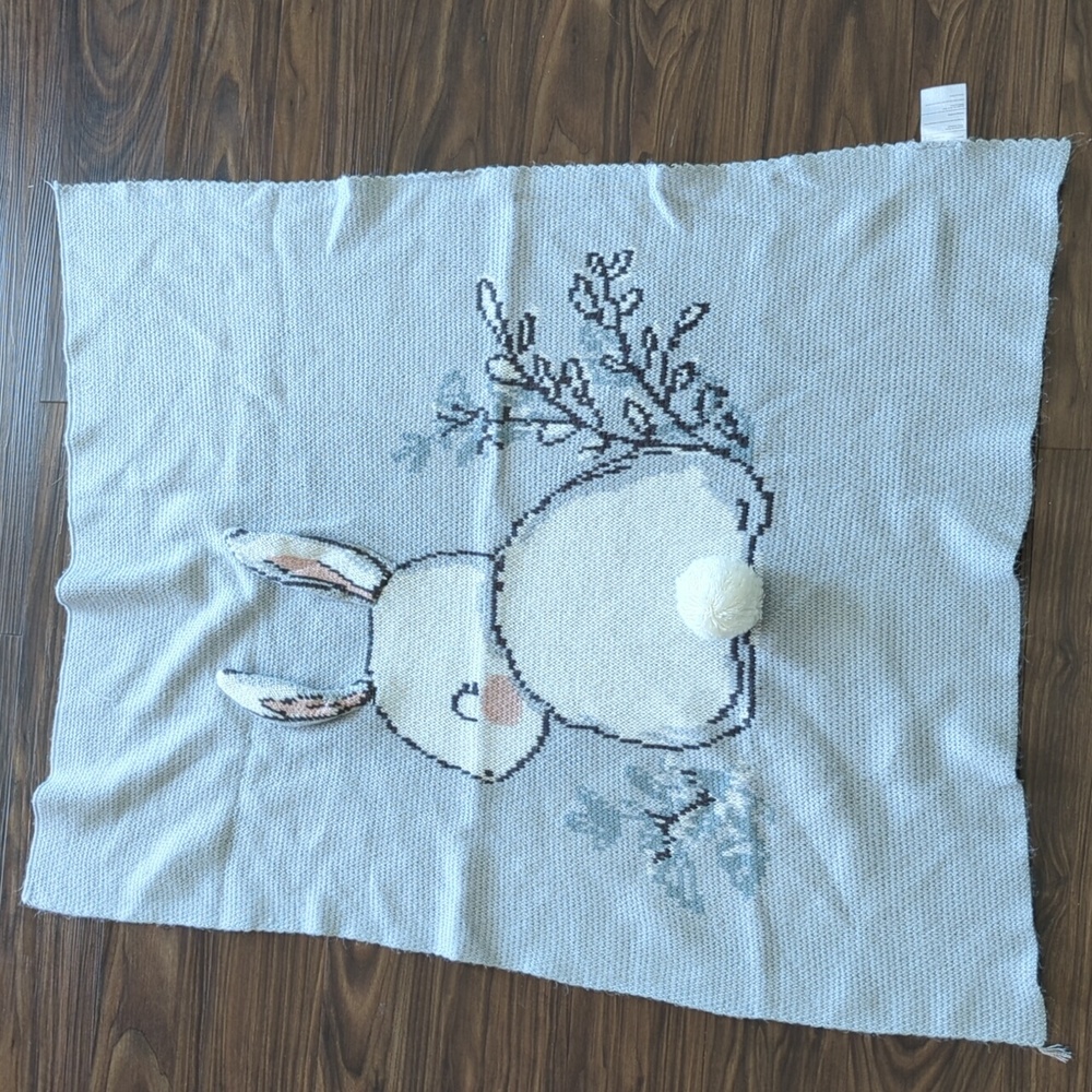 Super cute bunny blanket!!